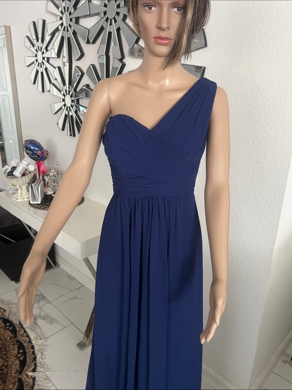 Bill Levkoff One-Shoulder Navy Chiffon Gown, used only once, like new, size 8